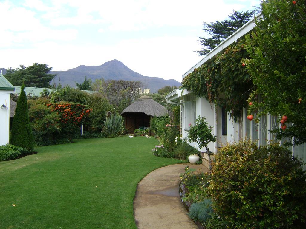 Rosewood Corner, Clarens Bed & Breakfast Exterior foto